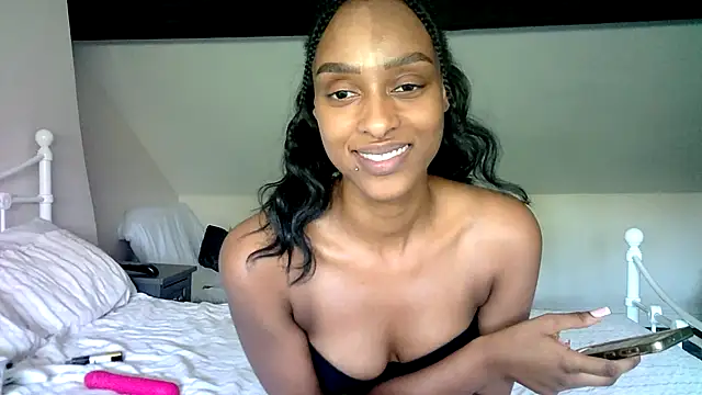 Hazel_Dollxx's Webcam Show