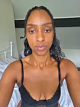 Webkamerová show Hazel_Dollxx