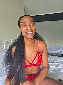 Hazel_Dollxx webcam show
