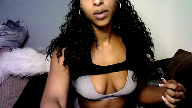 Hazel_Dollxx's Webcam Show