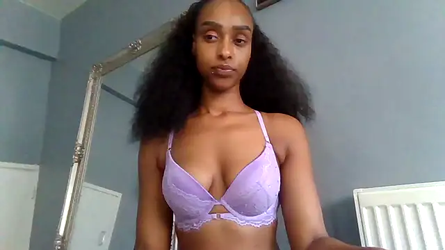 Hazel_Dollxx – webcam-show