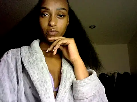 Webkamerová show Hazel_Dollxx