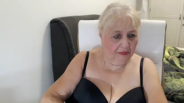 SusiLifeXXX's Live XXX Chat