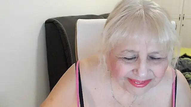 SusiLifeXXX Chat XXX in diretta