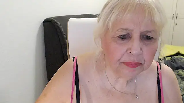 SusiLifeXXX – Live XXX-chat