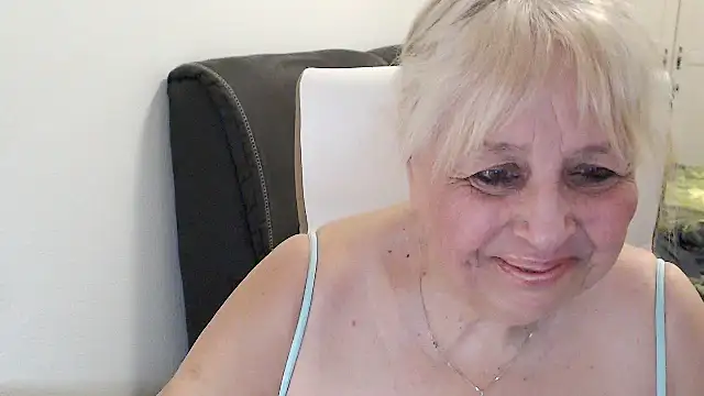 SusiLifeXXX – Live XXX-chat