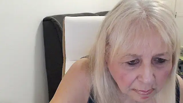 SusiLifeXXX: απευθείας συνομιλία ΧΧΧ