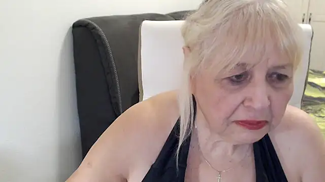 Chat +18 de SusiLifeXXX ao vivo