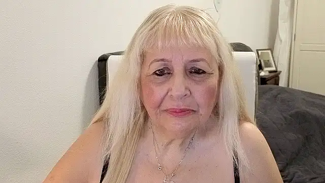 SusiLifeXXX XXX чат на живо