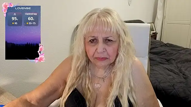 Chat +18 de SusiLifeXXX ao vivo