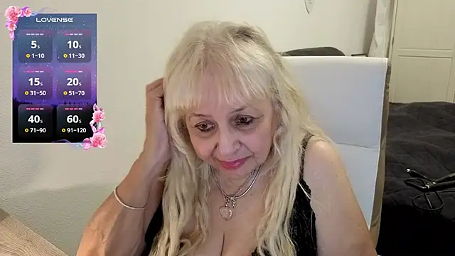 SusiLifeXXX's Live XXX Chat