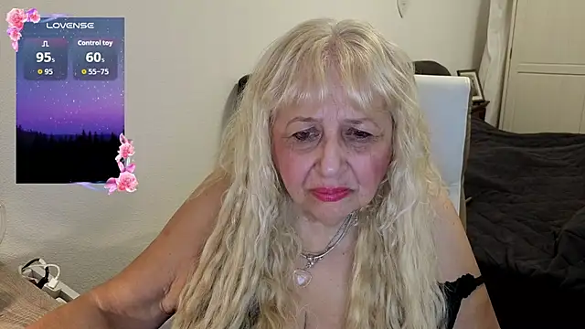 SusiLifeXXX's Live XXX Chat