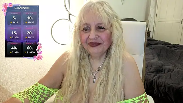 SusiLifeXXX's Webcam Show