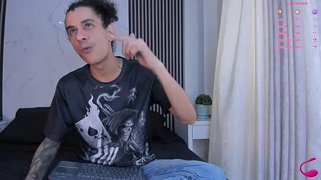 JackAndRosse_'s Live XXX Chat