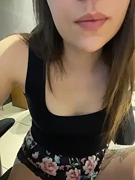 Larissaferri Pertunjukan Webcam