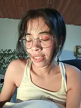 Dolli_virginpussy 即時 XXX 聊天