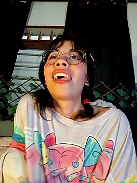 Živá chatovací místnost Dolli_virginpussy
