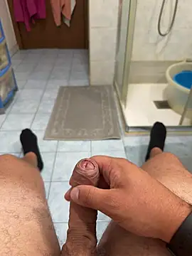 lukyfeet2331 webcam show