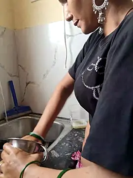 Teri_lella ওয়েবক্যাম শো