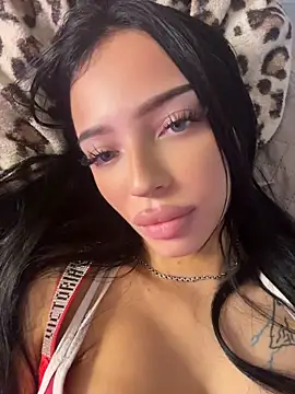 Hannah_xBaby Adlı Modelin Canlı XXX Sohbeti