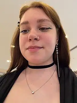 Chat +18 de lucy-joy ao vivo