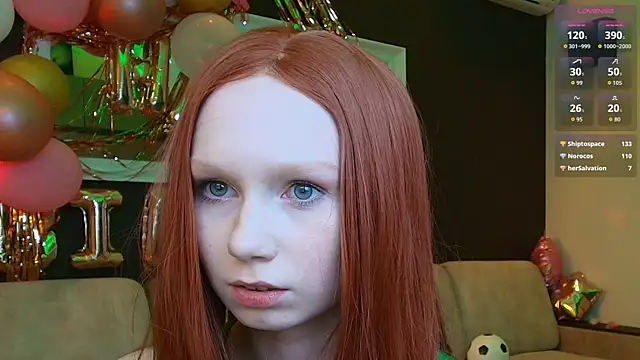 FoxyMira's Webcam Show