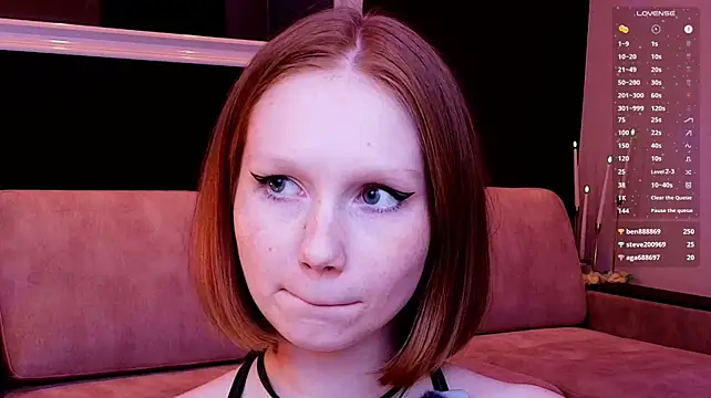 FoxyMira's Live XXX Chat