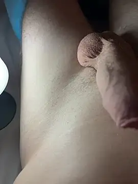 sexyman04 Show in webcam