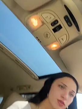 DollyTall Webcamshow