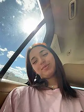 DollyTall Webcam show