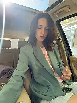 DollyTall Webcam Show