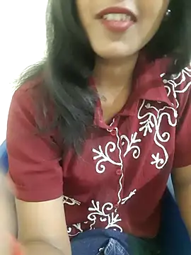 Navya6879's Live XXX Chat