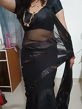 Urmila_kannada_telugu Adlı Modelin Canlı XXX Sohbeti