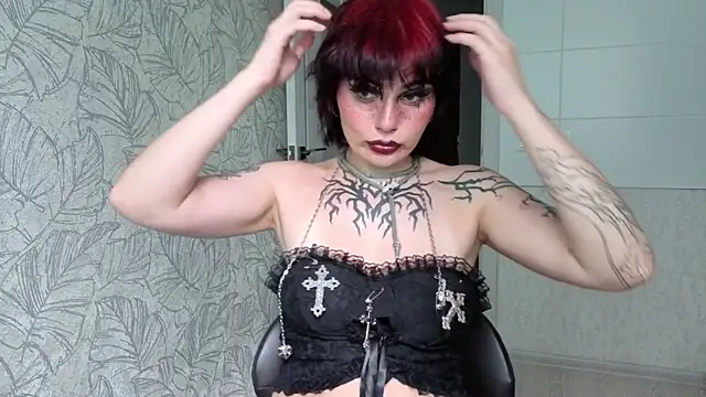 IntrigueYourDay Adlı Modelin Canlı XXX Sohbeti