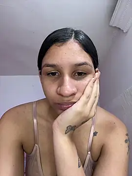 Danaeluxe – Naživo XXX chat