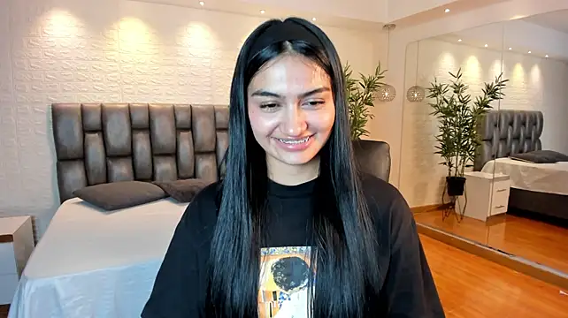 Chat +18 de AidaJones ao vivo