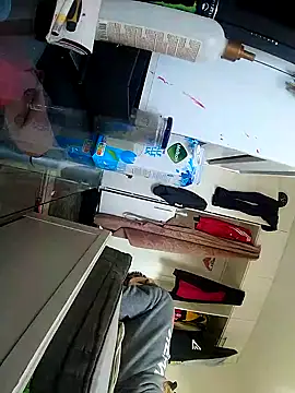Wilsonn86: διαδικτυακό σόου στην κάμερα