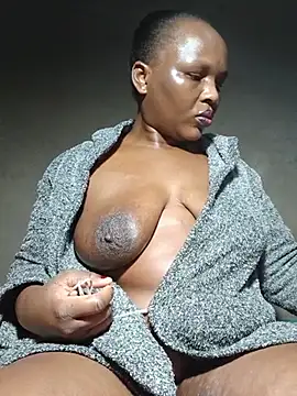 khetyvile's Live XXX Chat