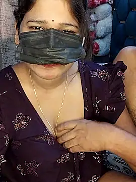 sexy_11449: διαδικτυακό σόου στην κάμερα