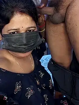 sexy_11449: διαδικτυακό σόου στην κάμερα