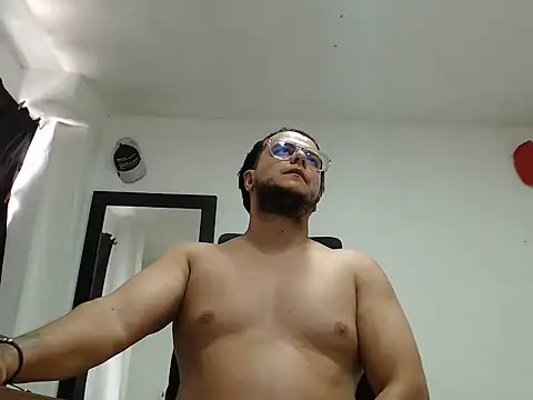 cloudsxxx Show in webcam