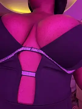 Czat XXX na żywo – Elie-3