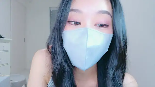 ramuchan_desu Adlı Modelin Canlı XXX Sohbeti