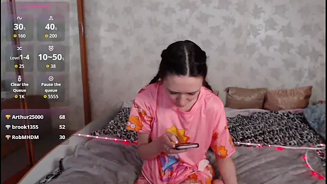 Just_fuunny_girl's Live Chat Room