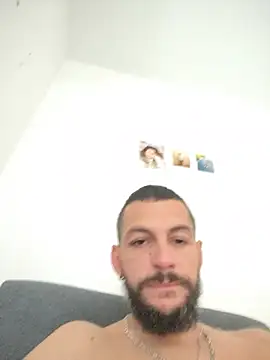 Lebarbu69020 Show Webcam