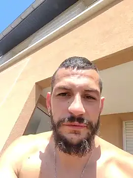 Lebarbu69020's Webcam Show