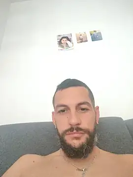 Lebarbu69020 Adlı Modelin Canlı XXX Sohbeti