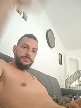 Lebarbu69020 live XXX chat