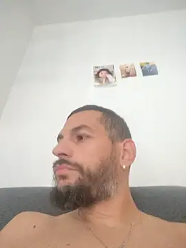 Živá chatovací místnost Lebarbu69020