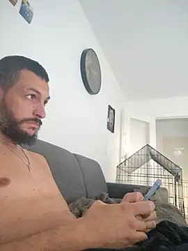 Lebarbu69020 webcam show